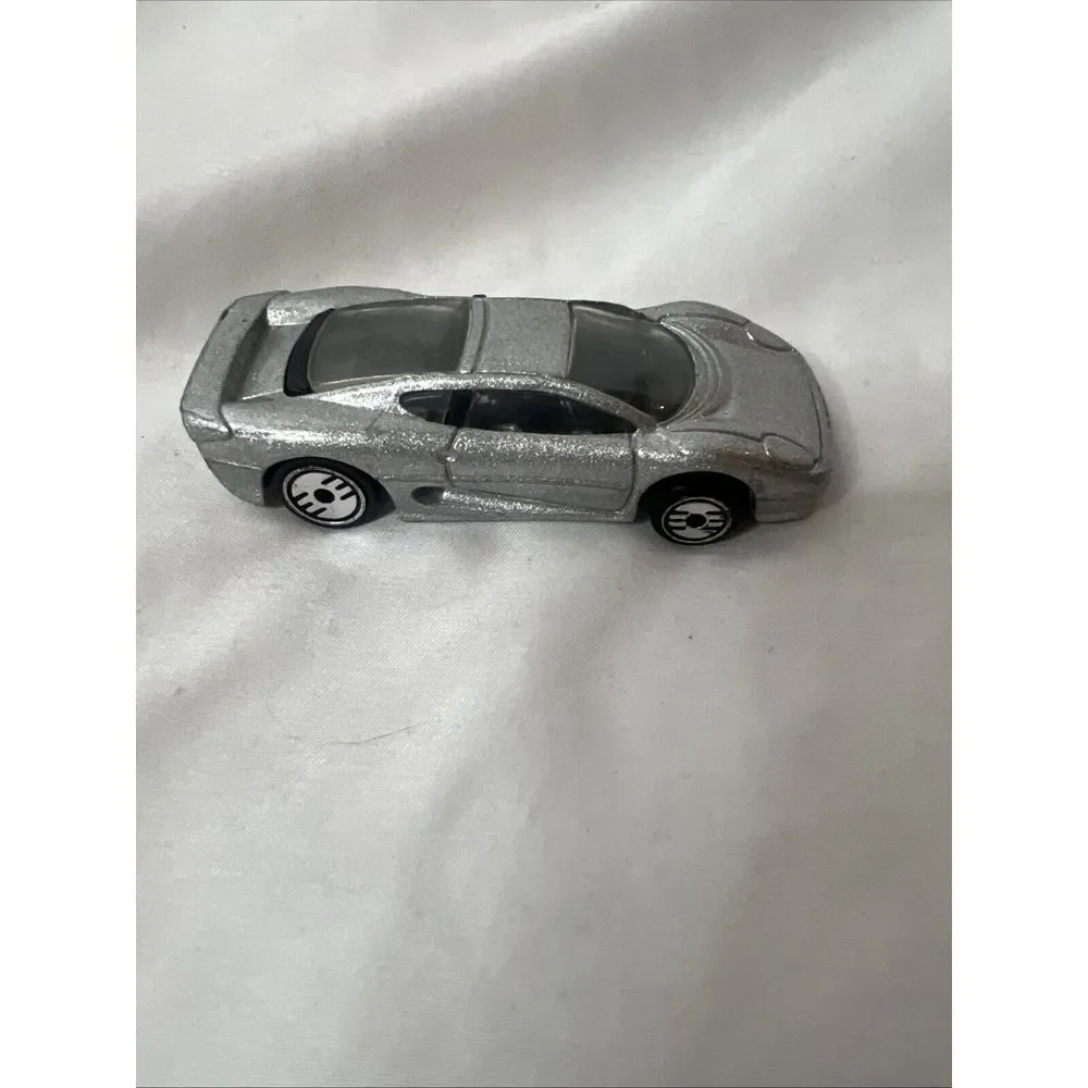Vintage Hot Wheels 1992 Jaguar Die Cast Sports Car Toy Silver‎ Malaysia